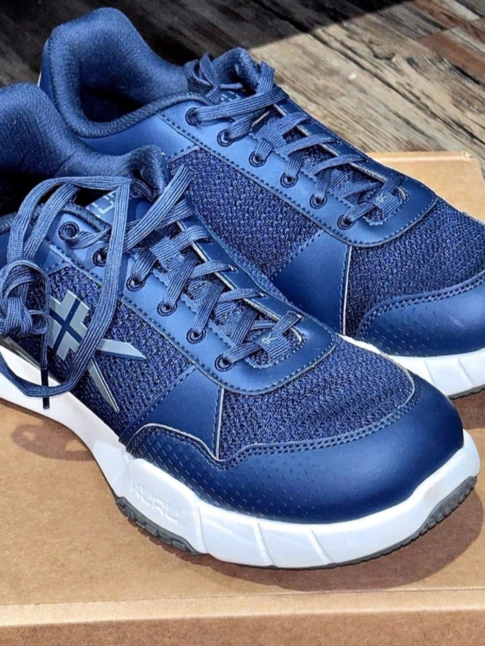 Kuru Quantum 2.0 Men’s Size 10.5 Indigo Blue Slate Gray Athletic Shoes New